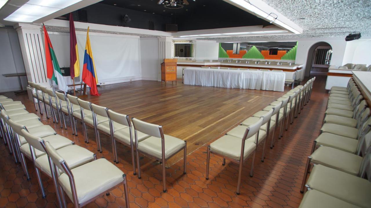 Hotel Bachue Girardot Exterior photo