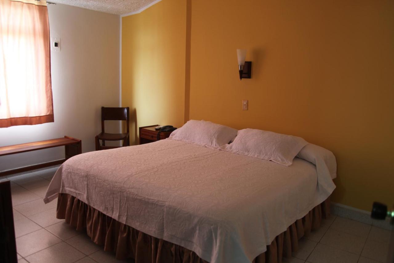 Hotel Bachue Girardot Exterior photo