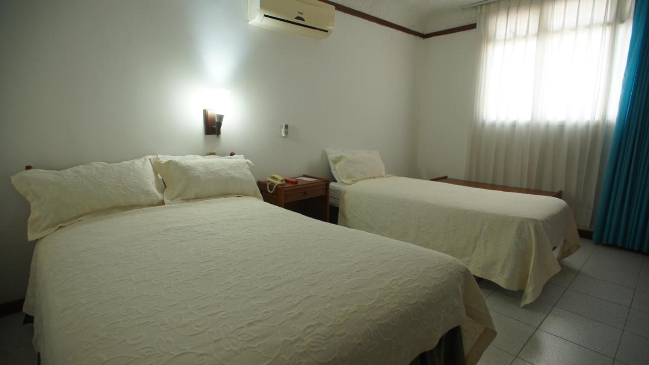 Hotel Bachue Girardot Exterior photo
